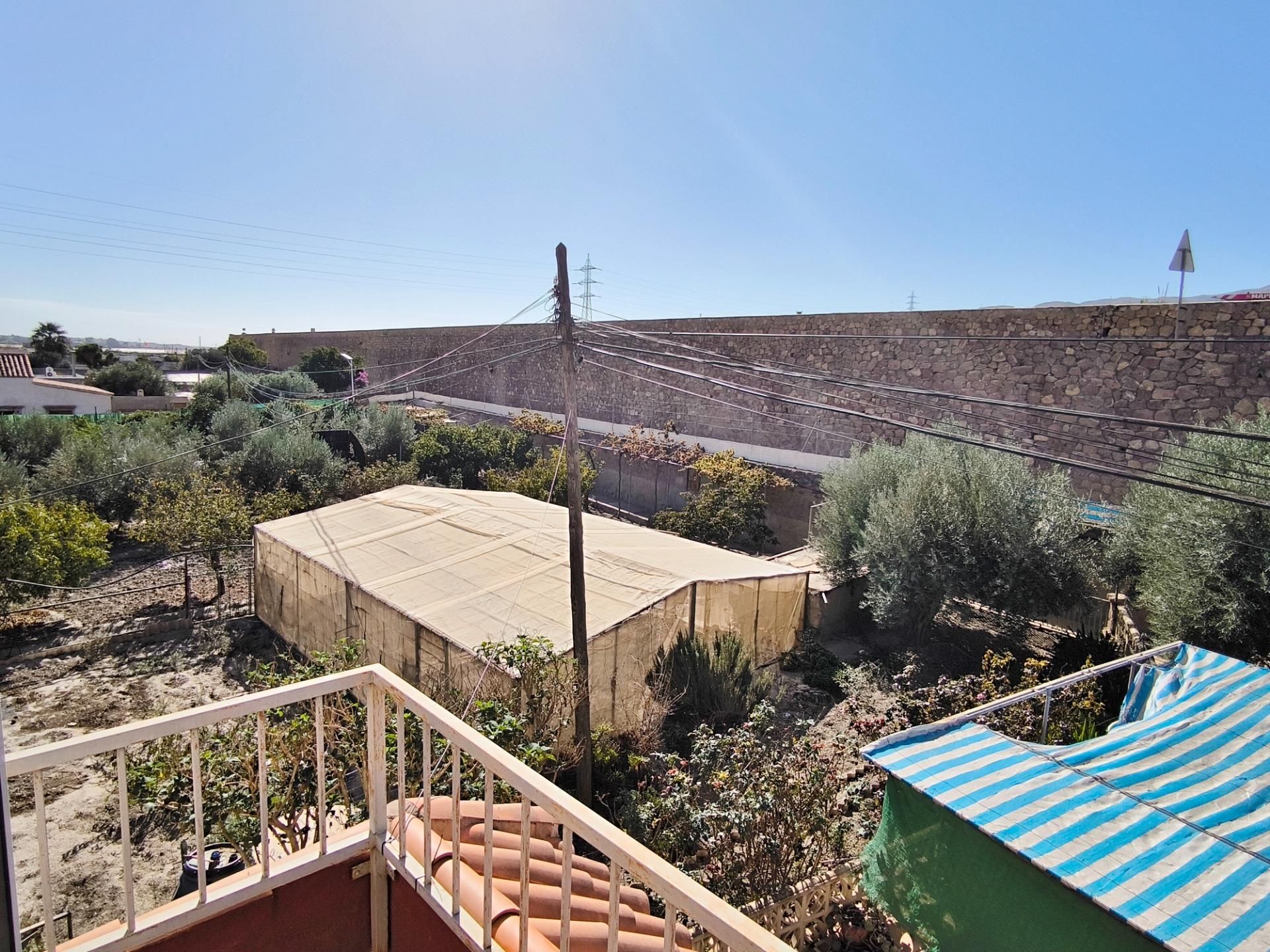 Garden of Country house for sale in Rioja  with Air Conditioner, Heating and Private garden