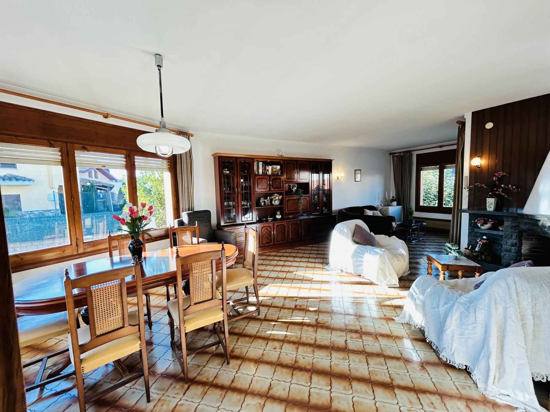 Sala d'estar de Casa o xalet en venda en Folgueroles amb Jardí privat