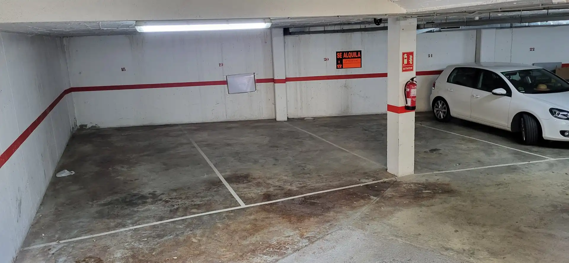 Parking à louer à CANYA