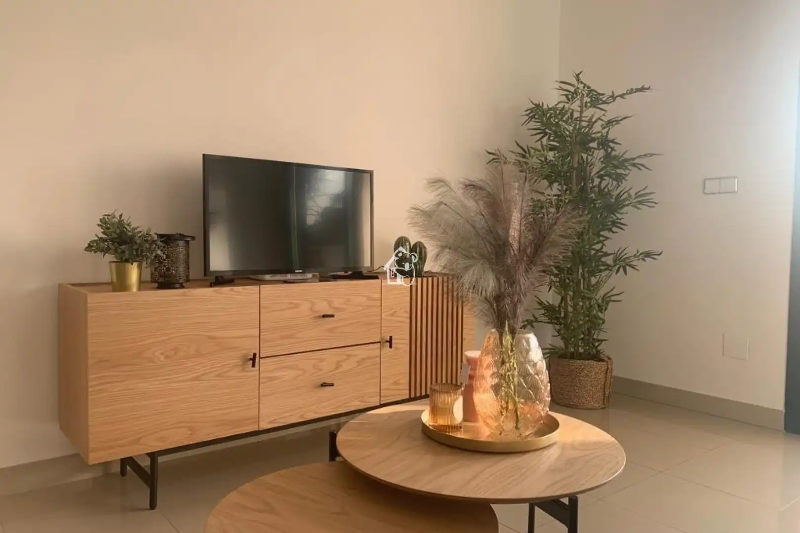 Sala de estar de Apartamento de alquiler en Rojales con Aire acondicionado, Jardín privado y Terraza