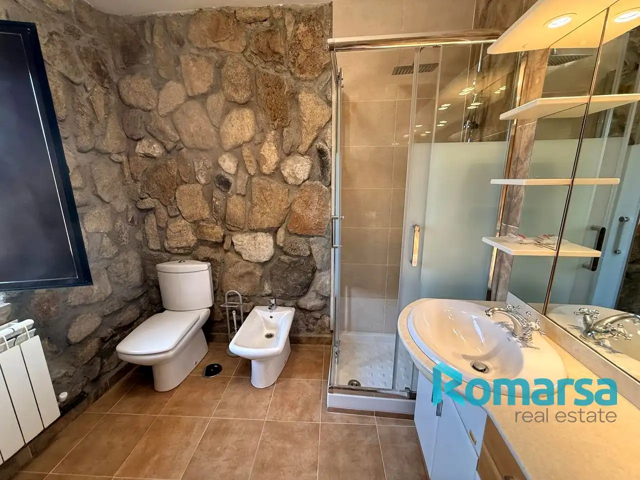 Country homes for rent in Doña Juanita, Gemuño