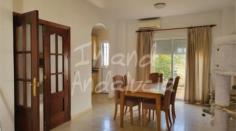 Foto 2 de Casa adosada en venta en Aguadulce (Sevilla), Sevilla