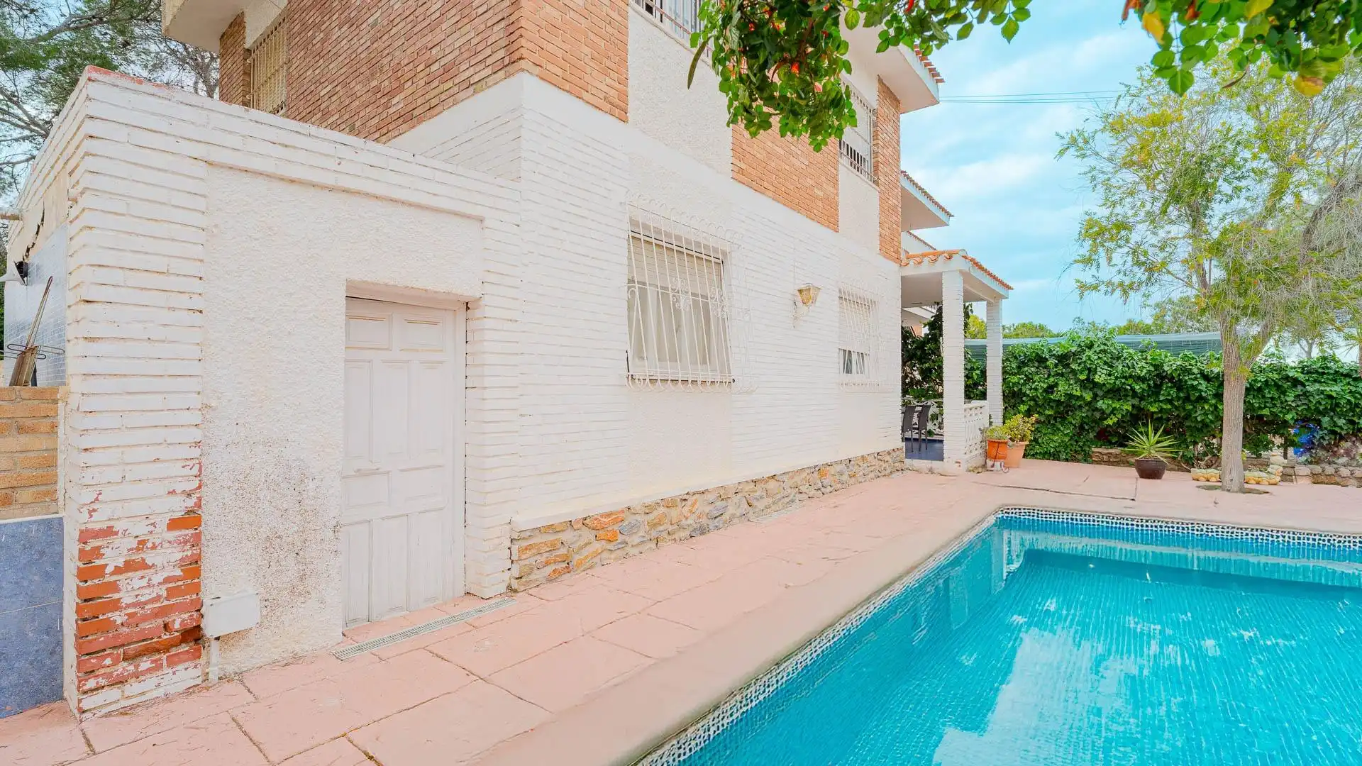 Piscina de Casa o xalet en venda en Pilar de la Horadada amb Jardí privat, Terrassa i Piscina