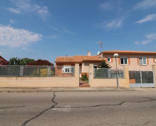 Exterior view of Single-family semi-detached for sale in Uceda  with Heating, Private garden and Swimming Pool