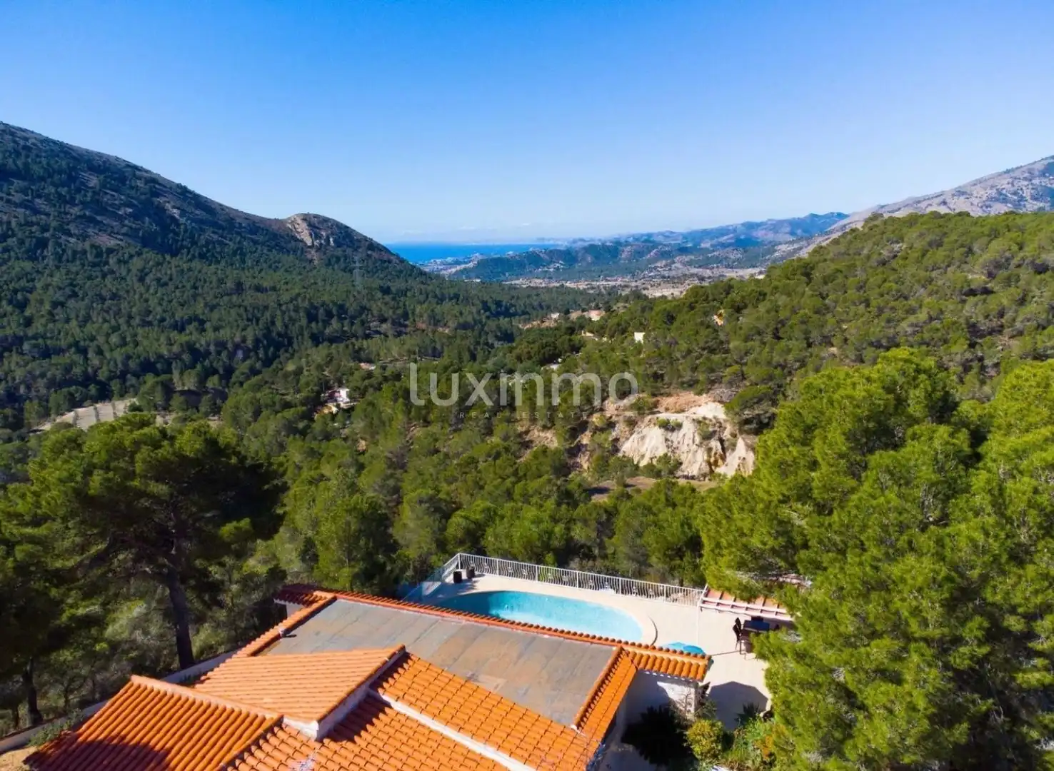 Außenansicht von Haus oder Chalet zum Verkauf in Finestrat mit Klimaanlage, Heizung und Terrasse