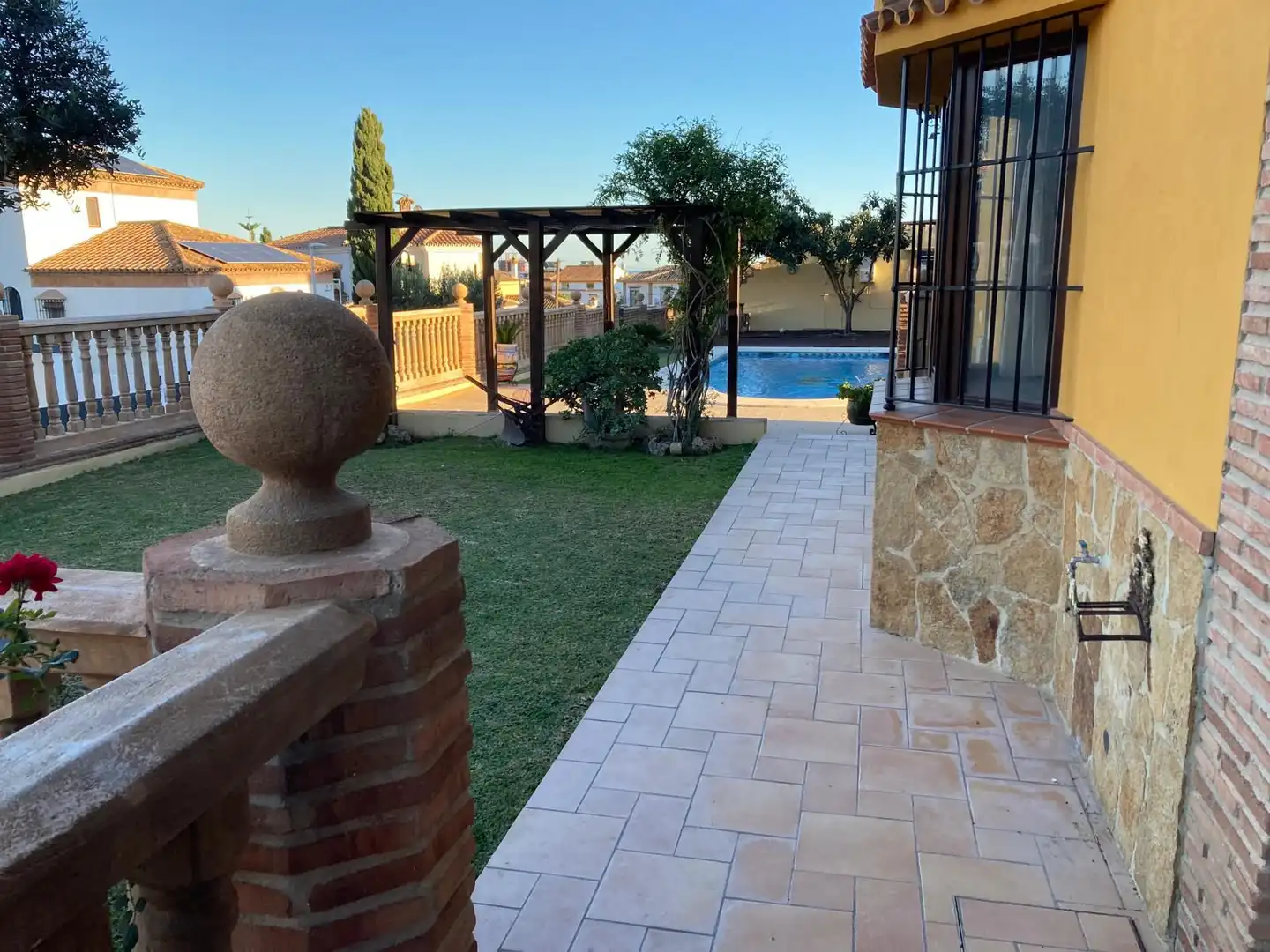 Terraza de Casa o chalet en venta en Fuengirola con Aire acondicionado, Jardín privado y Parquet