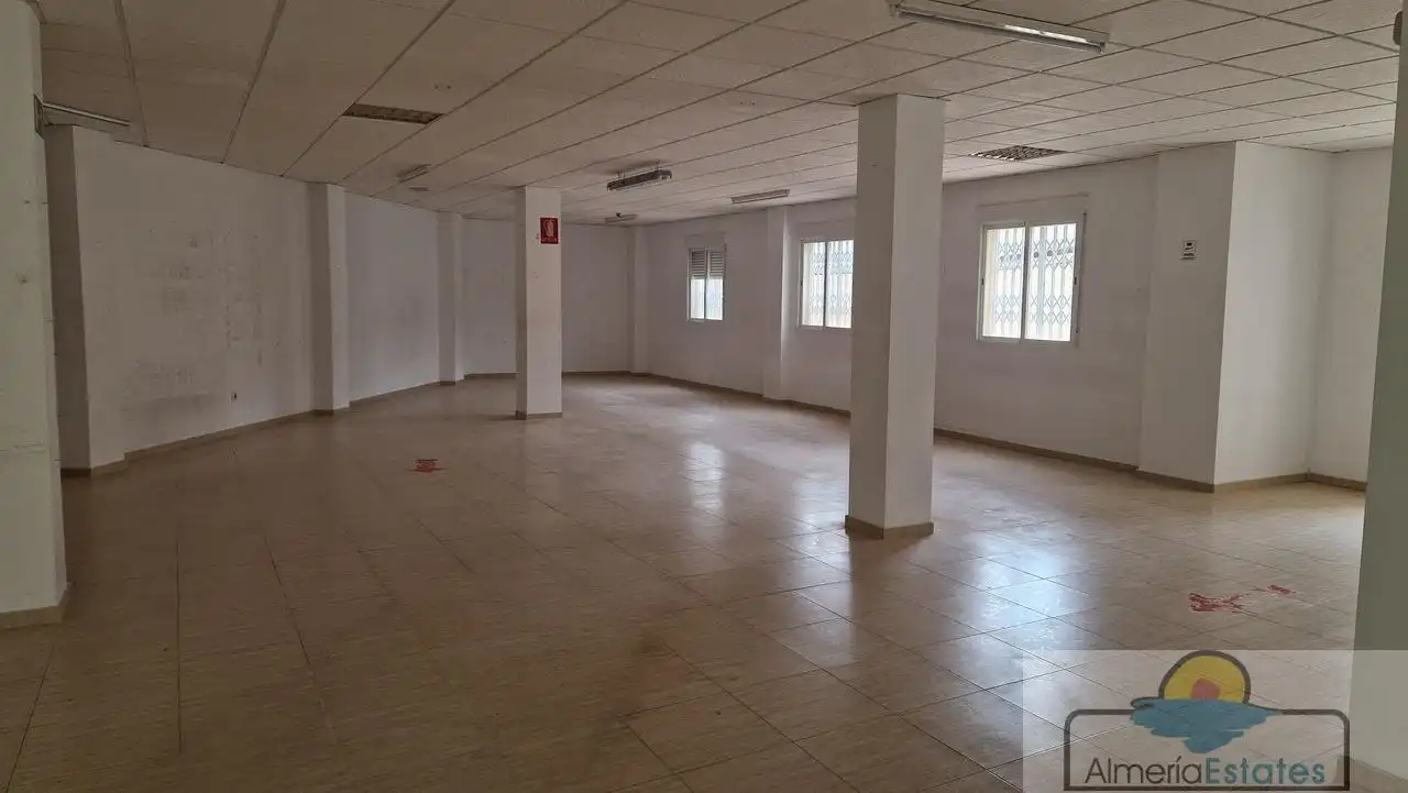 Local comercial de lloguer a Albox, imagen 5