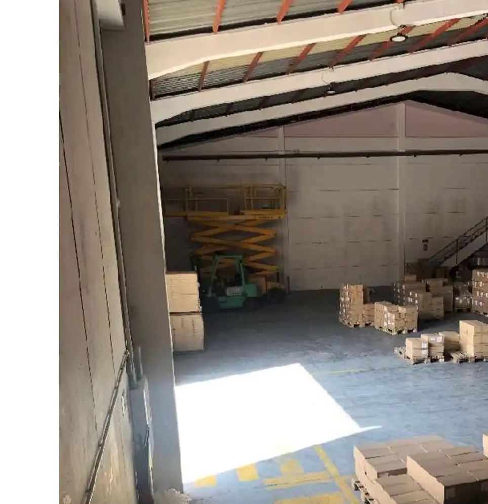 Nave industrial in vendita a Santa María del Águila, imagen 3