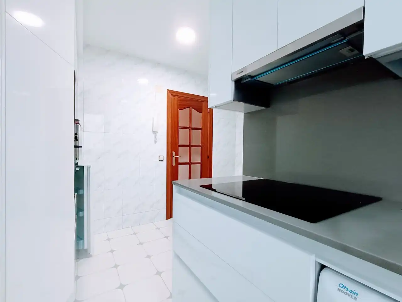 Piso de alquiler en ISLA DE JAVA, Tres Olivos - Valverde