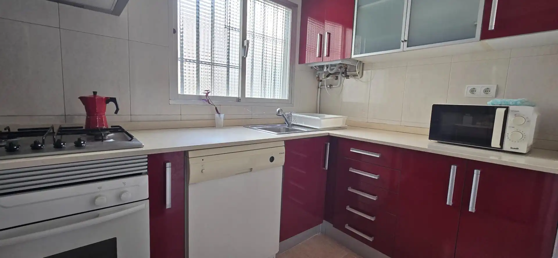 Cocina de Piso de alquiler en Valencia con Aire acondicionado, Amueblado y Balcón
