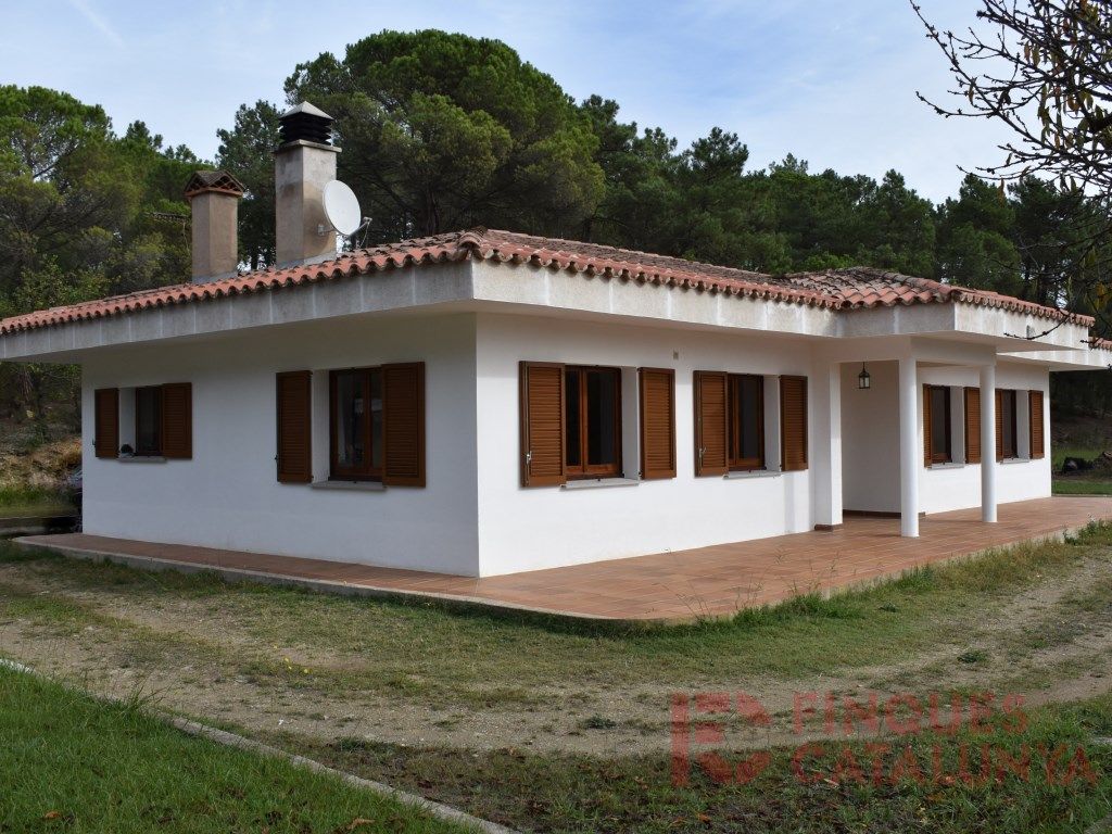 Vista exterior de Casa o xalet en venda en Llambilles