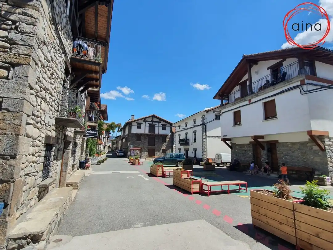 Vista exterior de Casa o chalet en venta en Burgui / Burgi con Balcón