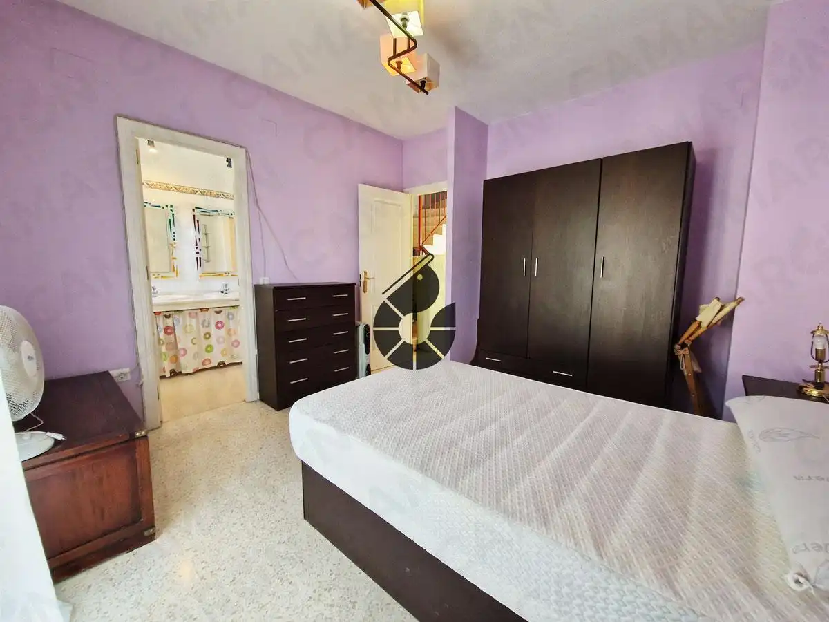 Habitación de Casa adosada en venta en Coria del Río con Terraza