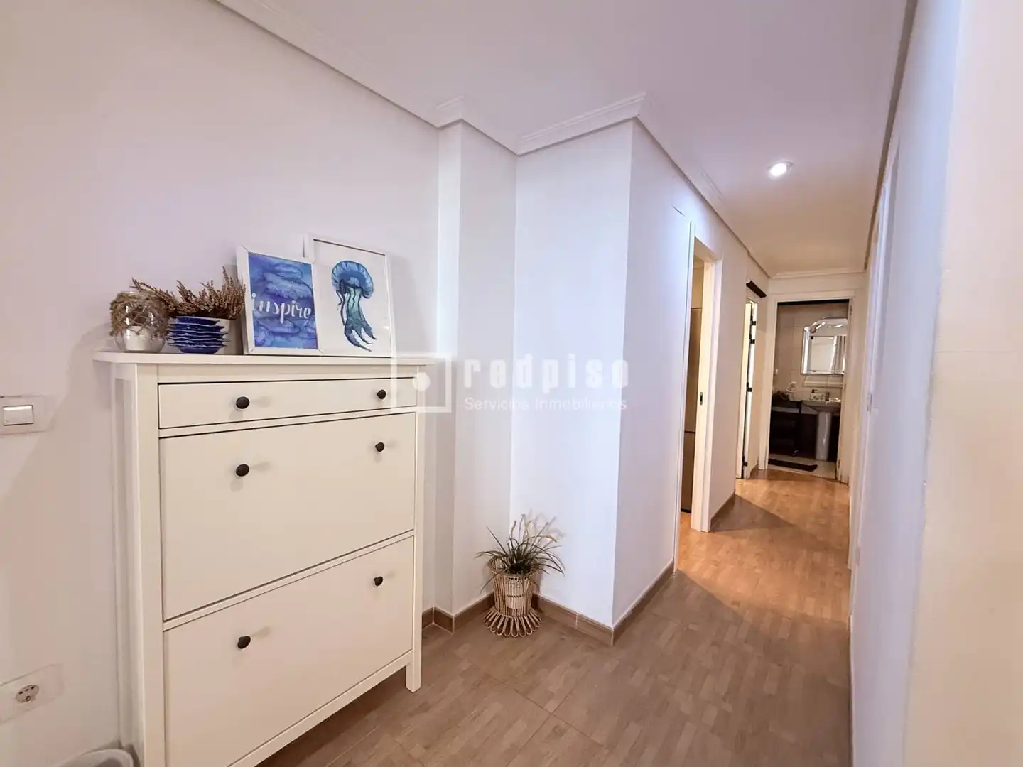 Flat for sale in Valencia  with Air Conditioner and Terrace