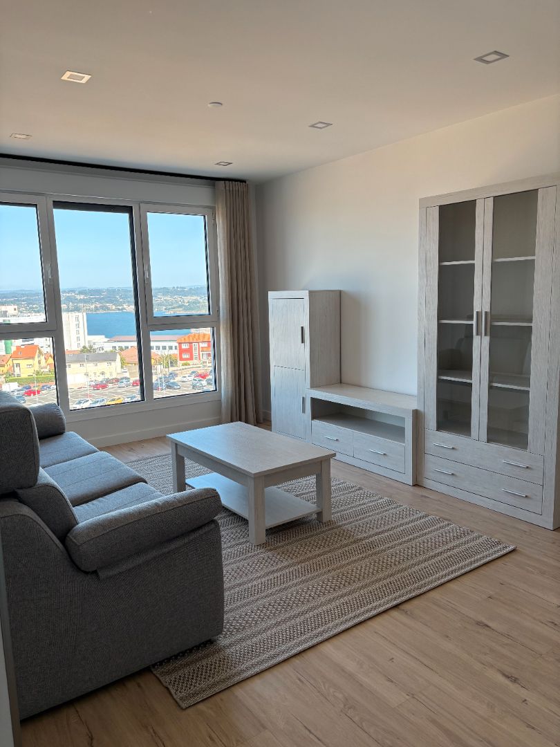 Living room of Flat to rent in A Coruña Capital   with Air Conditioner, Heating and Parquet flooring