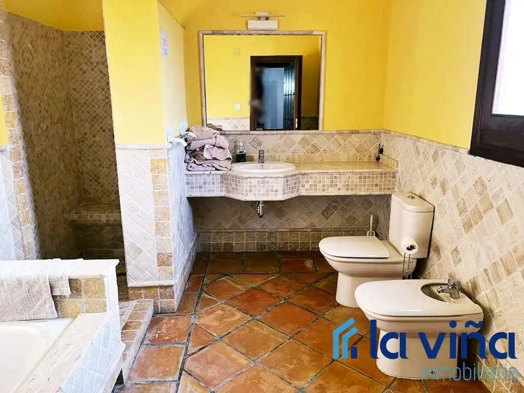 Baño de Casa o chalet en venta en Málaga con Jardín privado, Terraza y Trastero