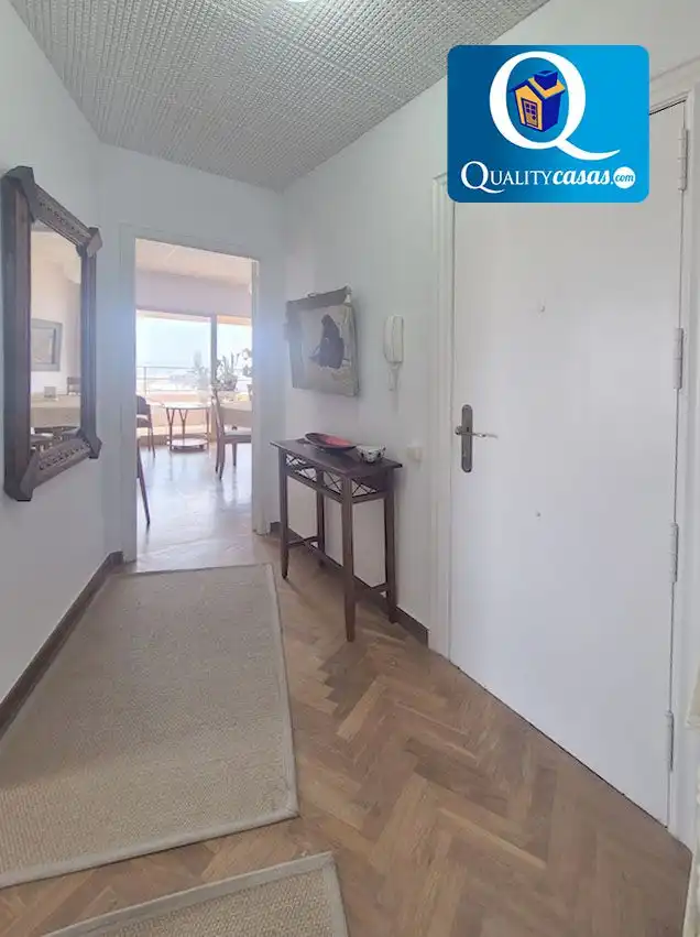 Apartamento en venta en Alicante / Alacant, Alicante