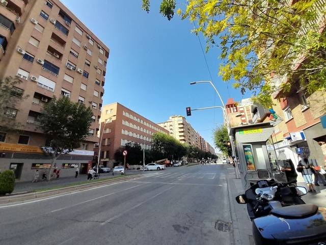 Local comercial en Venta en Peñamefecit - Avda Barcelona