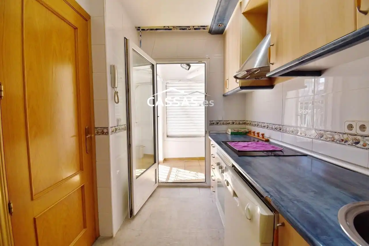 Cocina de Planta baja en venta en Torrejón de Ardoz con Aire acondicionado y Piscina comunitaria