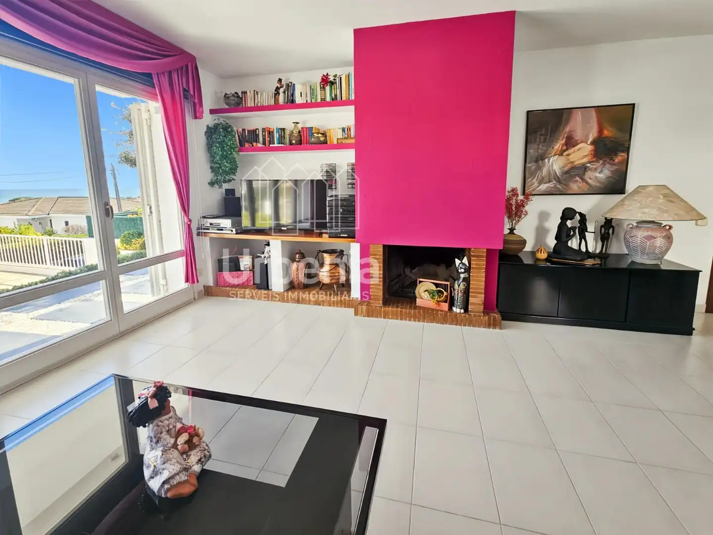 Sala de estar de Casa o chalet en venta en Sant Pol de Mar con Calefacción, Trastero y Piscina