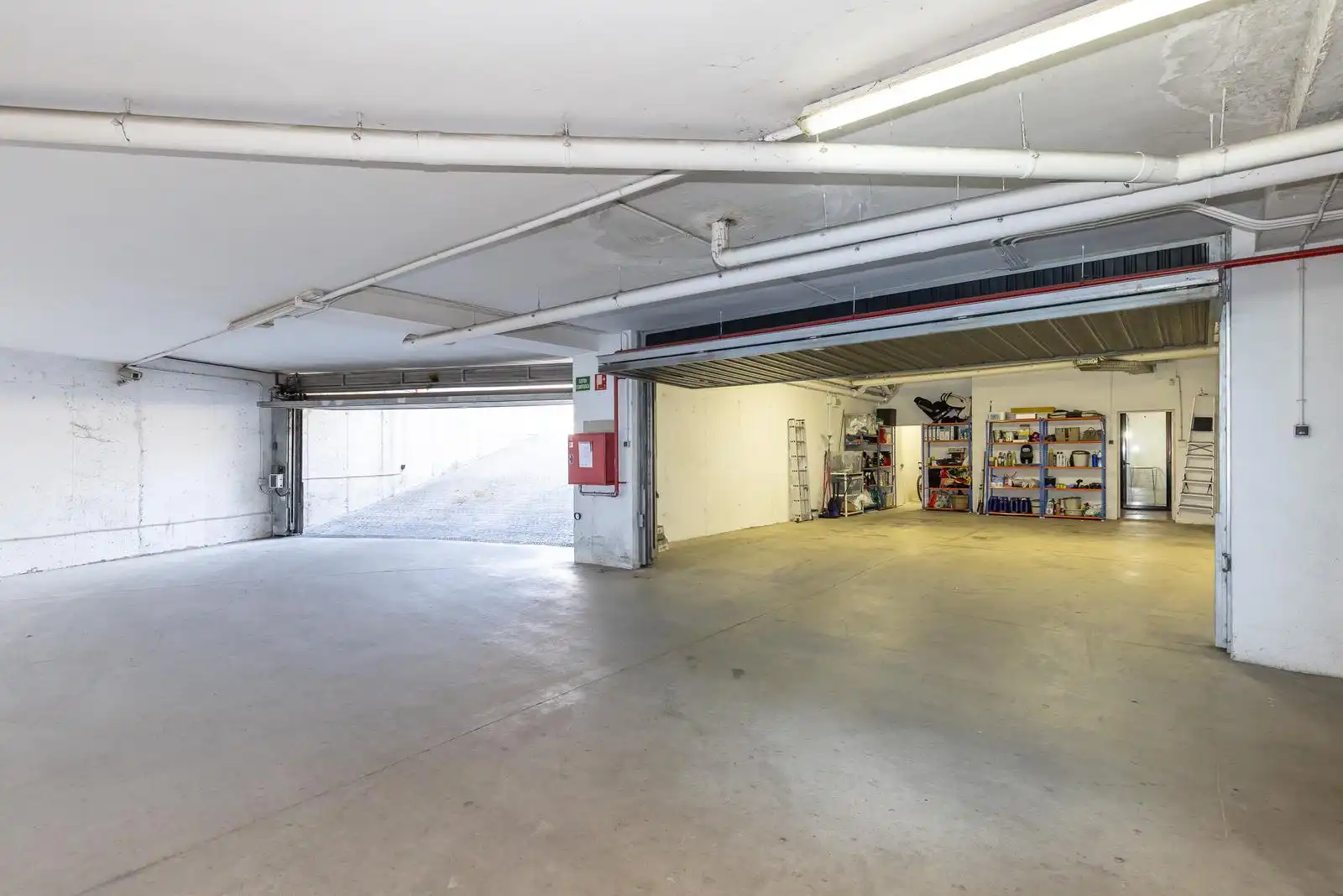 Parking de Casa adosada en venta en Cambrils con Aire acondicionado, Calefacción y Jardín privado