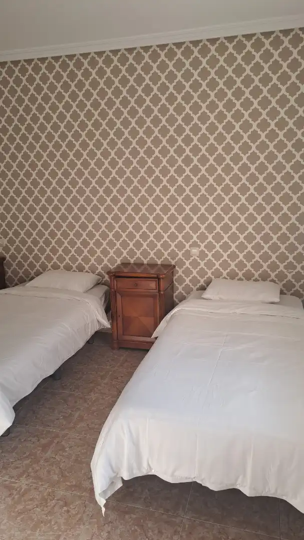 Dormitori de Casa o xalet de lloguer en Madrid amb Aire condicionat, Moblat i Internet