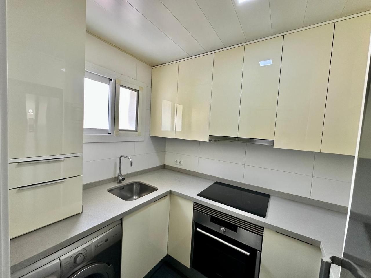 Cuina de Estudi en venda en Castelldefels amb Aire condicionat