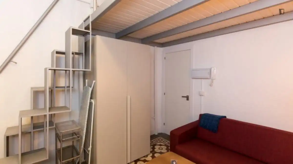 Study for rent in San Matías - Realejo