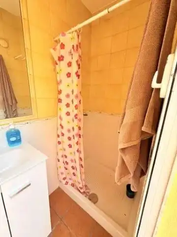Bany de Casa o xalet en venda en L'Alfàs del Pi amb Aire condicionat, Calefacció i Jardí privat