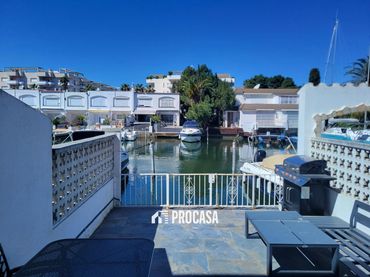 Villa in vendita a DE LA CALA FONDA