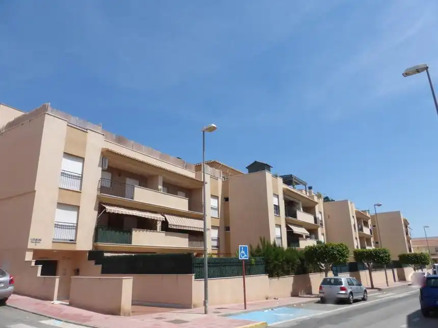 Piso con ascensor en venta en Calle Clara Campoamor, imagen 18