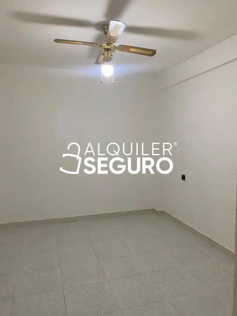 Schlafzimmer von Wohnung zur Miete in Murcia mit Klimaanlage