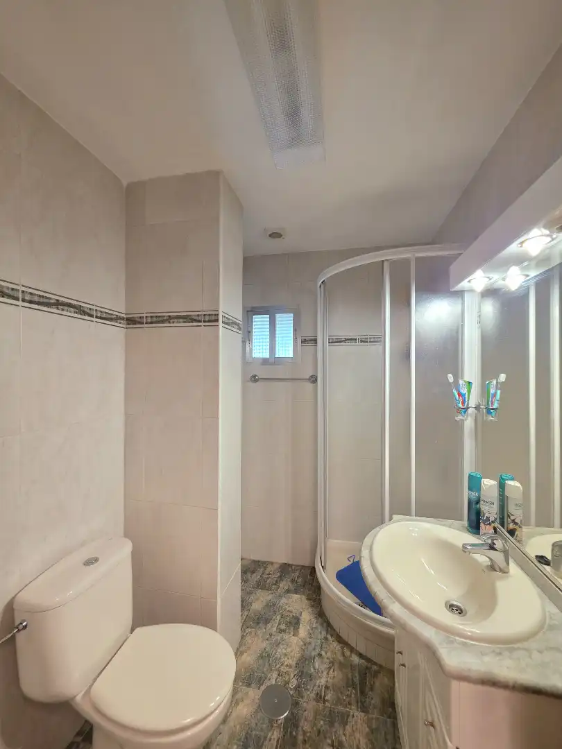 Bathroom of Flat for sale in Zarzaquemada
