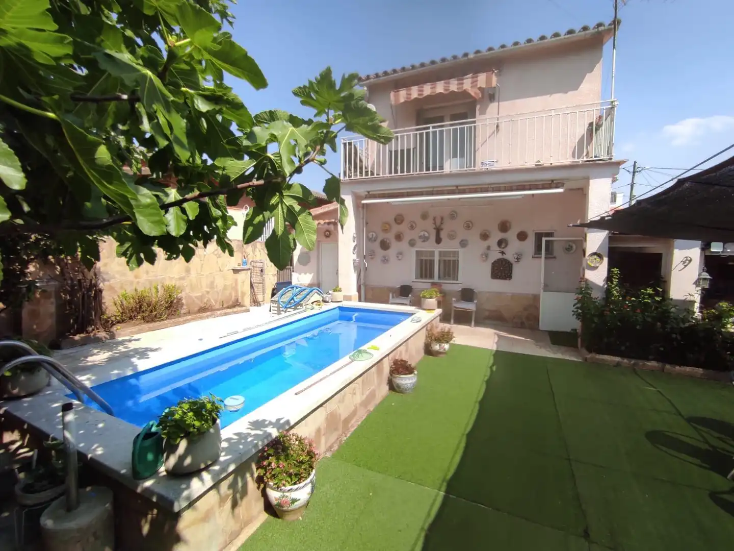 Piscina de Casa o xalet en venda en Montcada i Reixac amb Calefacció, Terrassa i Piscina