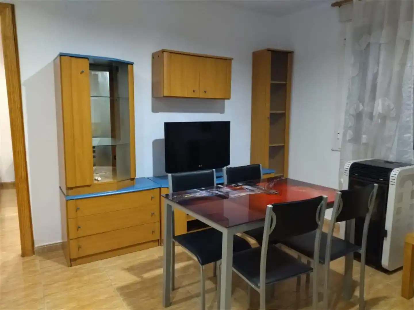 Esszimmer von Wohnungen zur Miete in Tábara mit Privatgarten, Parkett und Möbliert