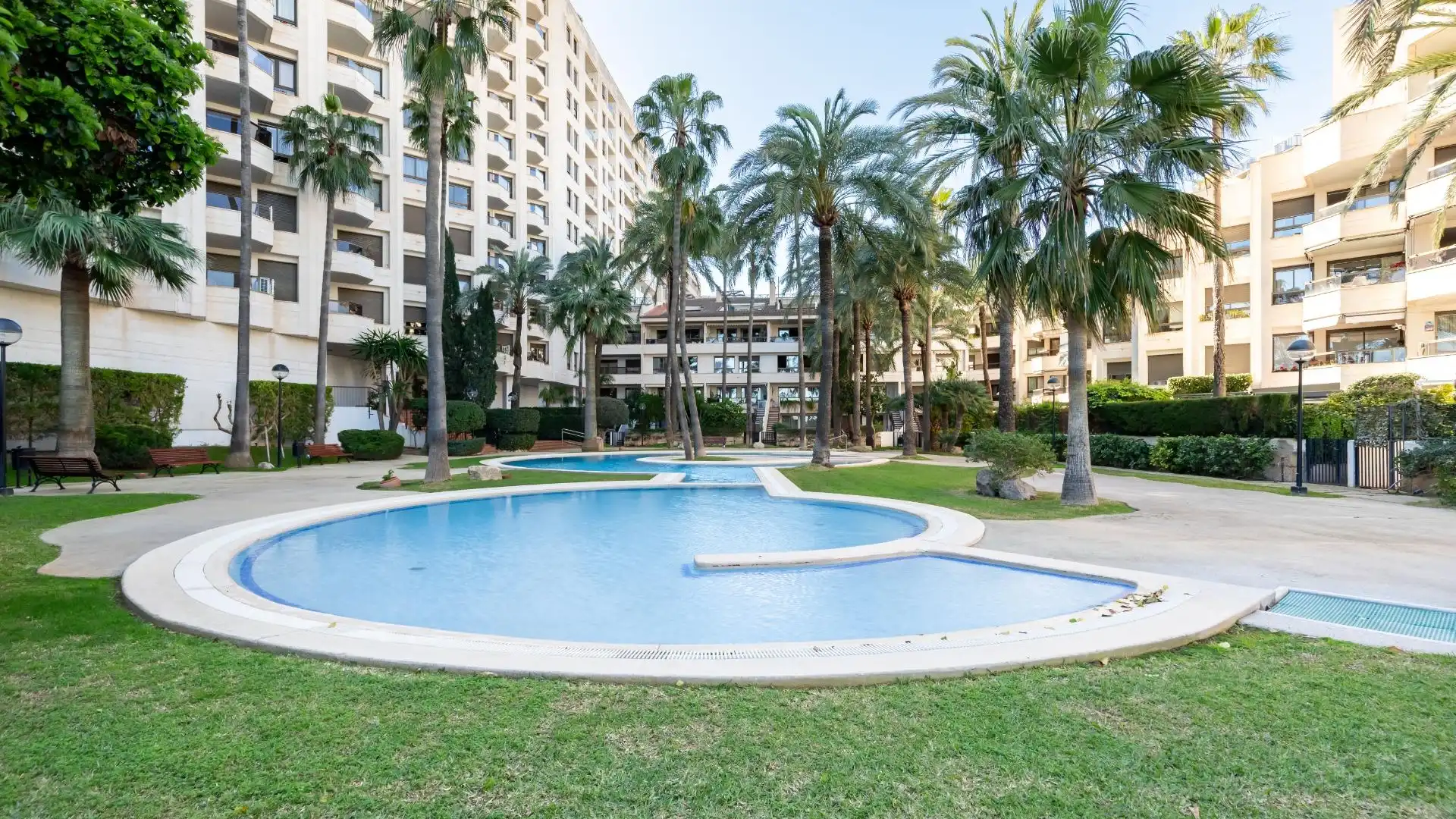 Piscina de Piso en venta en  Palma de Mallorca con Aire acondicionado, Jardín privado y Parquet