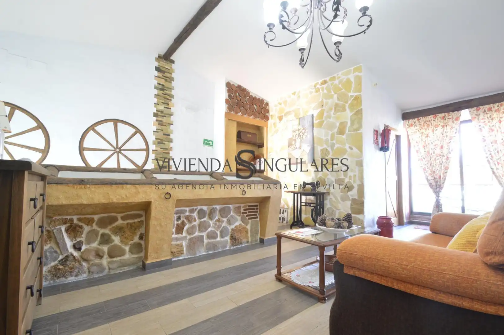 Living room of Houses for sale in Arroyomolinos de León  with Air Conditioner, Terrace and Furnished