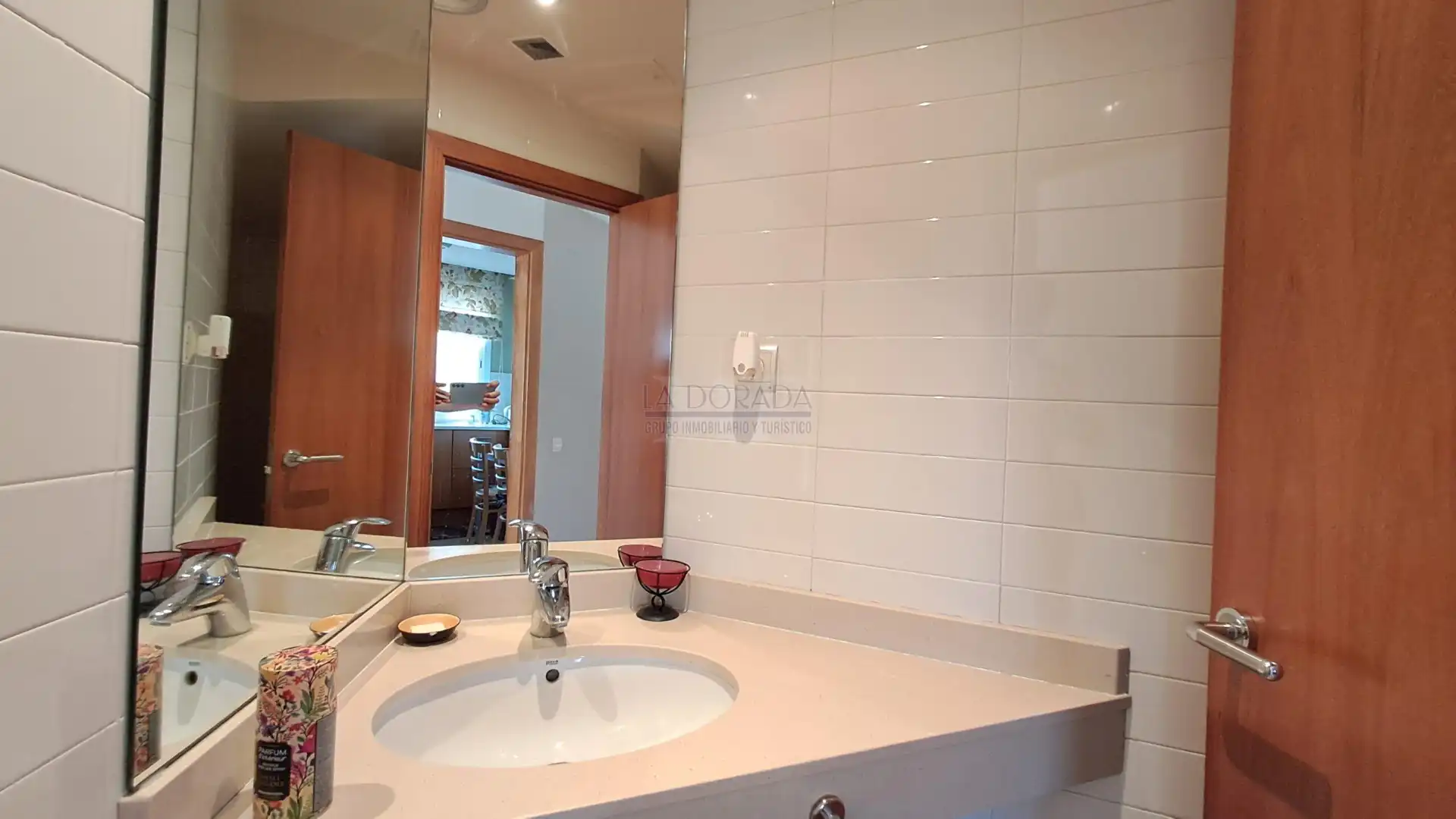 Baño de Casa adosada en venta en Mont-roig del Camp con Aire acondicionado, Terraza y Trastero