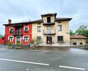 Exterior view of Building for sale in Bareyo