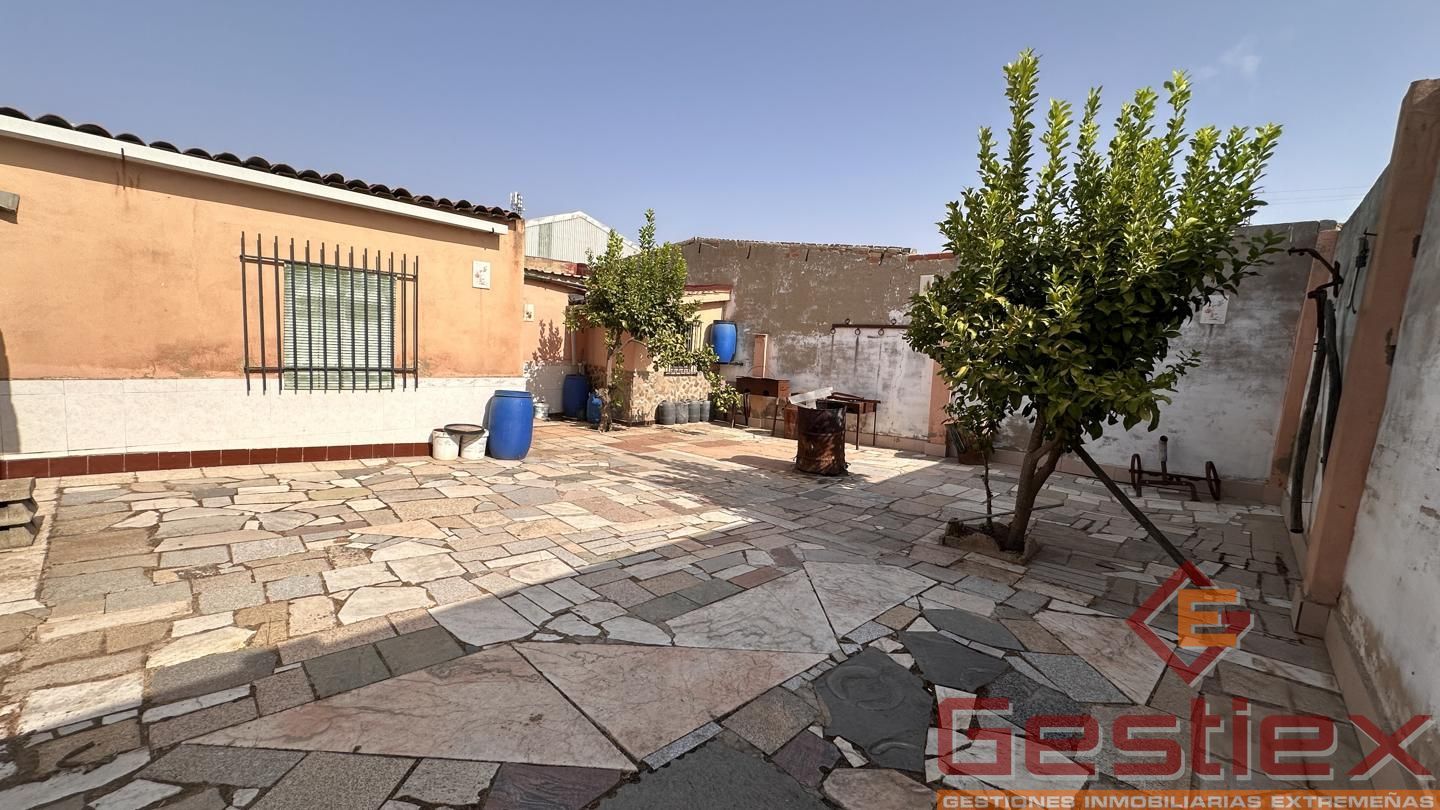 Nau industrial en venda a Almendralejo