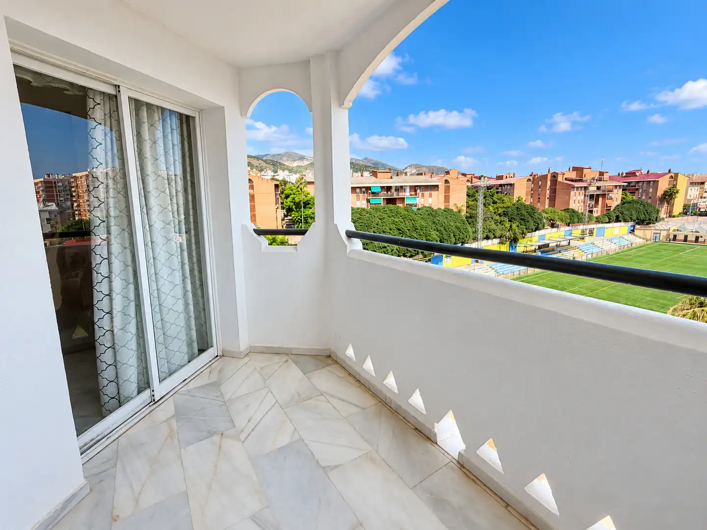 Apartament amb balcó en venda a Parque de la Paloma