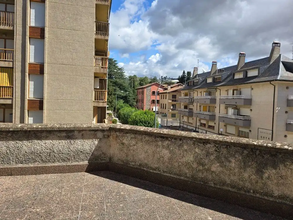 Terrasse von Wohnung zur Miete in Jaca mit Abstellraum