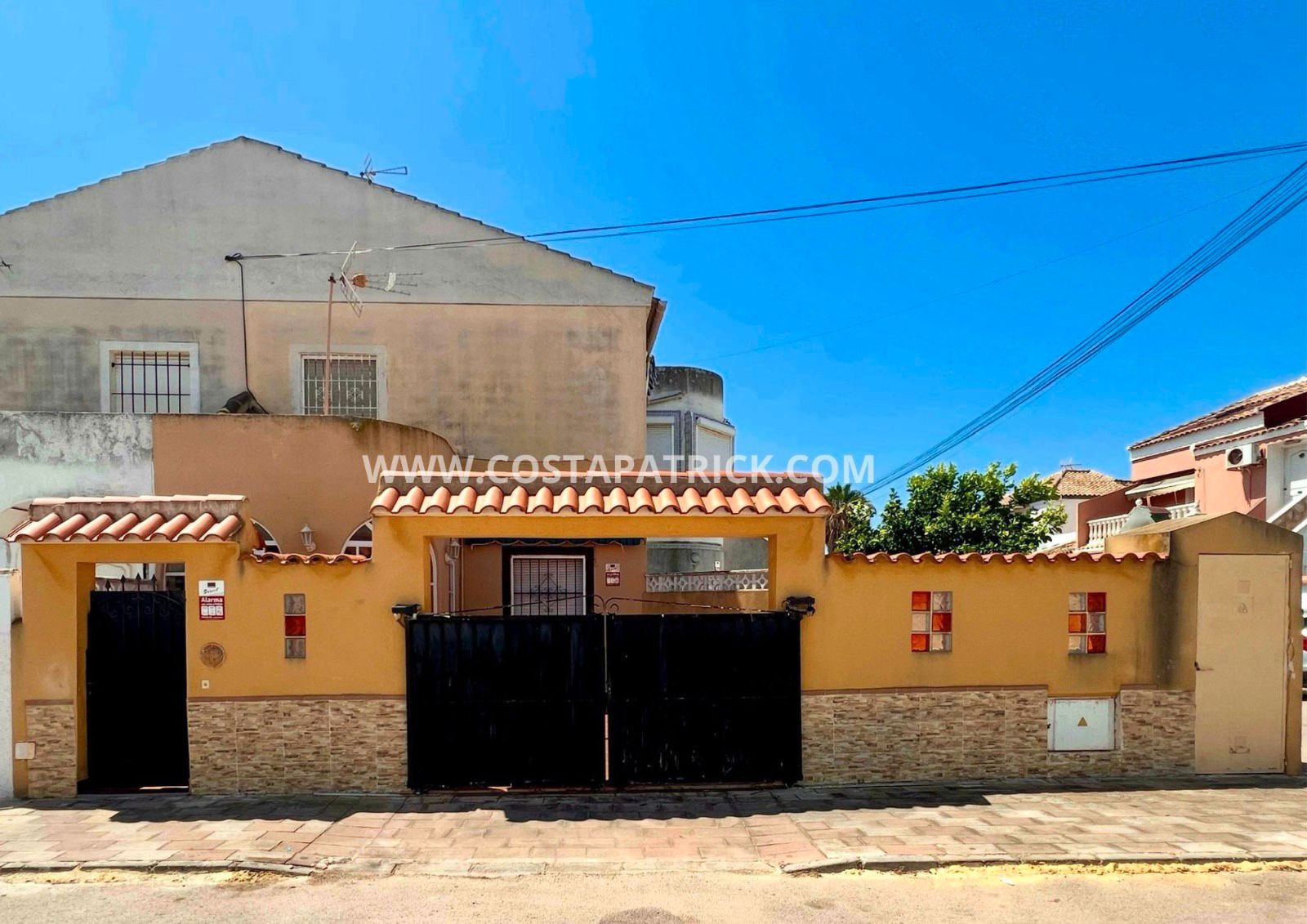 Casa adosada en venda a Calle Zeus, Los Narejos - Punta Calera