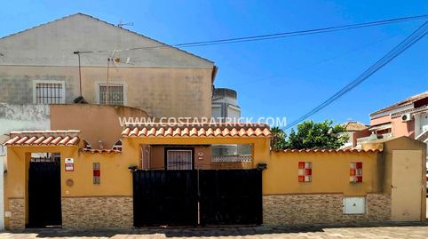 Foto 2 de Casa adosada en venta en Calle Zeus, Los Narejos - Punta Calera, Los Alcázares