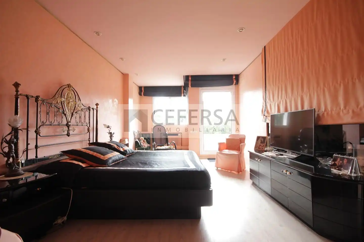 Reihenhaus mit Pool zum Verkauf in calle de Miret i Sans, imagen 12