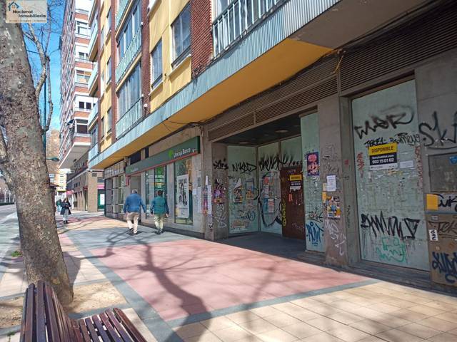 Local comercial en Venta en Paseo DE ZORRILLA en La Farola