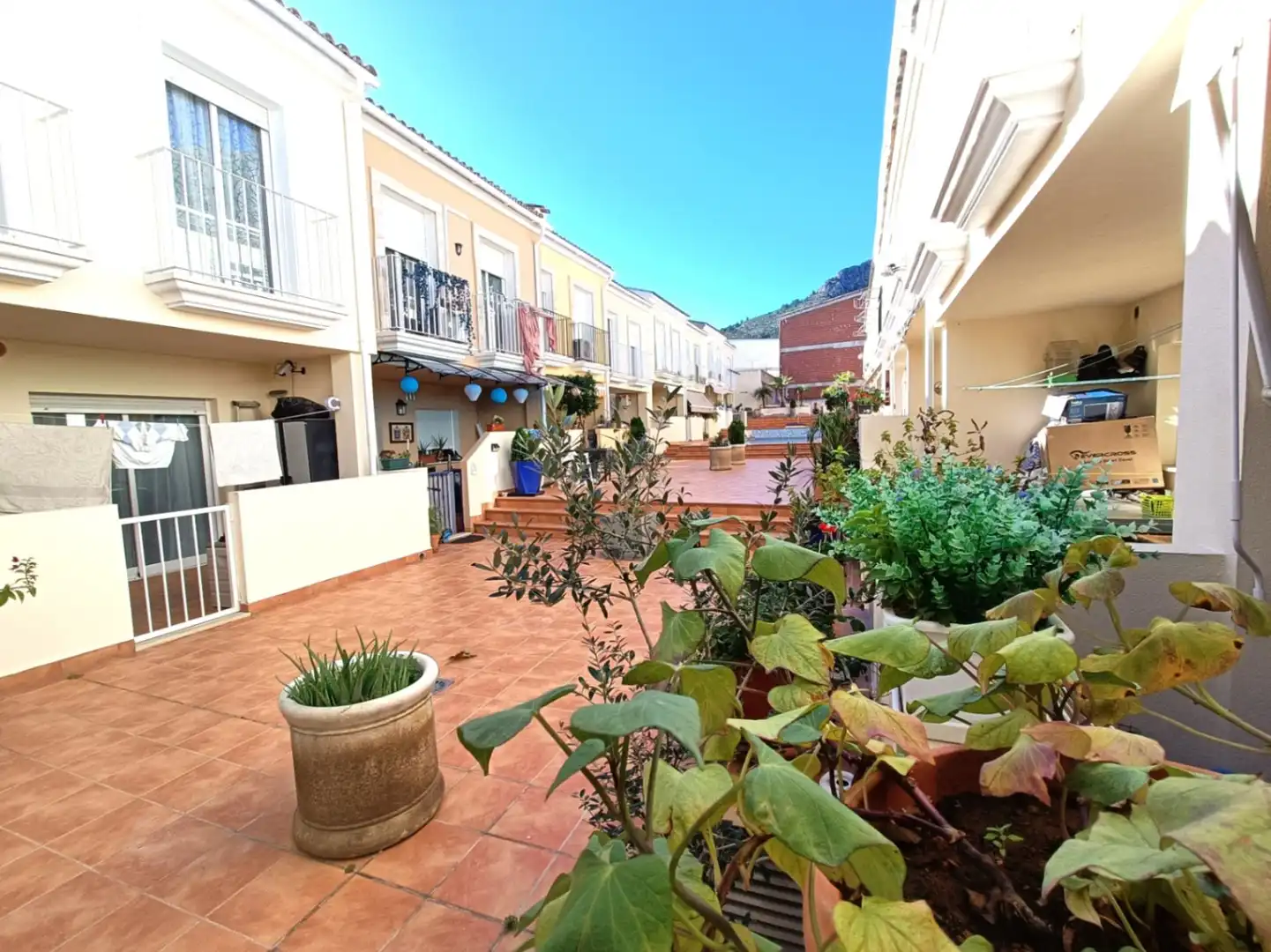 Vista exterior de Casa adosada en venta en Sagra con Aire acondicionado, Calefacción y Terraza