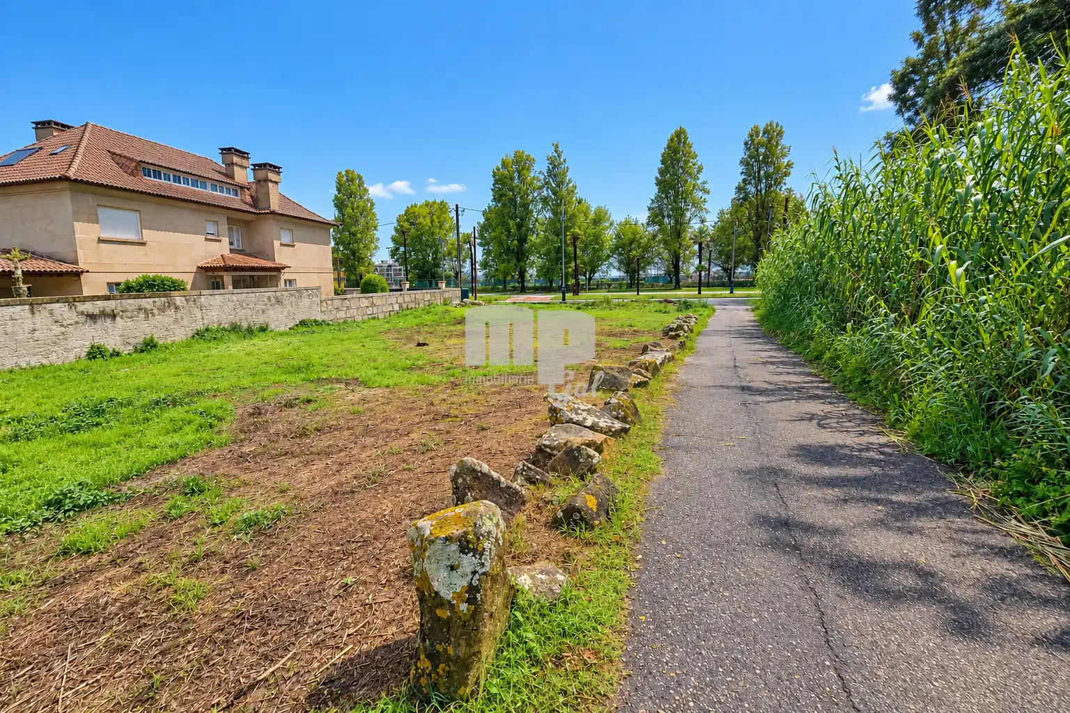 Residential for sale in Navia