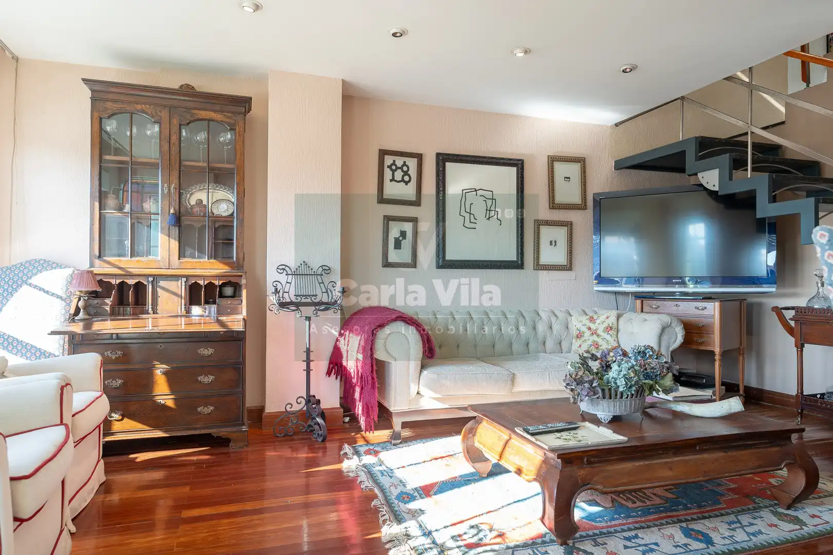 Sala d'estar de Dúplex en venda en Lugo amb Calefacció, Parquet i Terrassa