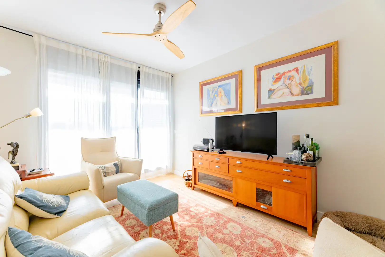 Sala de estar de Piso en venta en Valencia con Trastero, Piscina y Balcón